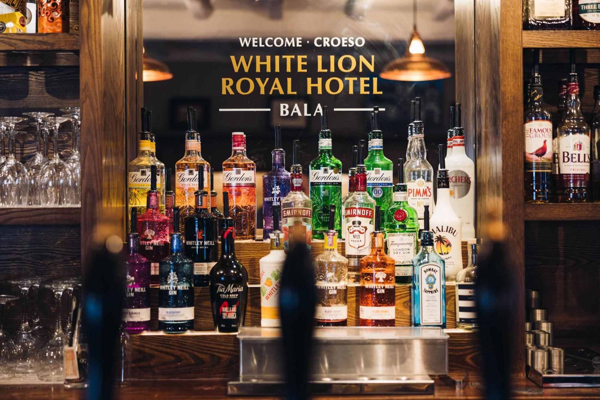 White Lion Royal Hotel Bala Exterior foto